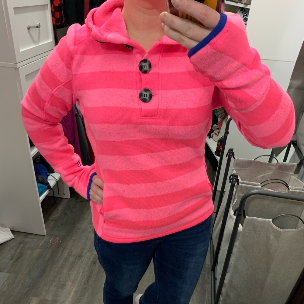 Avalanche pullover hoodie